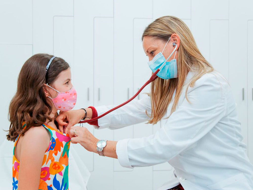 Cardiologia_Infantil Una revisión con el especialista de Cardiología infantil puede ayudar a descartar patologías cardíacas que en los niños pasan desapercibidas.