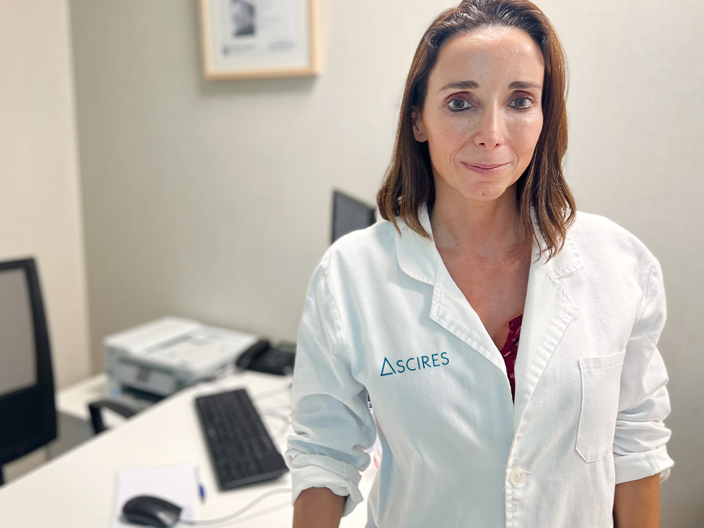 La doctora Mireya Losada es neuróloga en Clínicas Biomédicas Ascires, donde diagnostica y trata todo tipo de cefaleas, entre otras patologías.