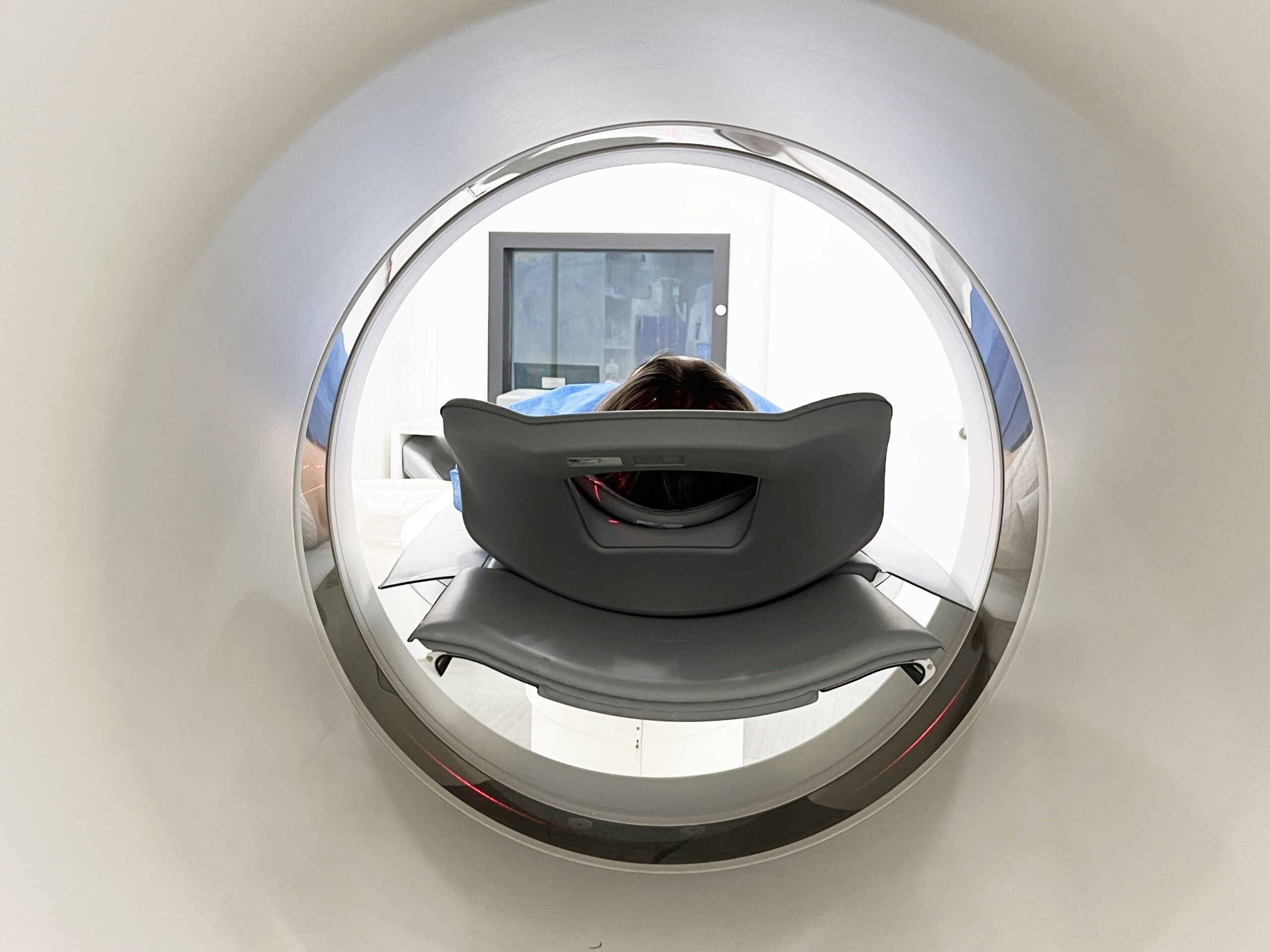 TAC Paciente haciéndose un TAC