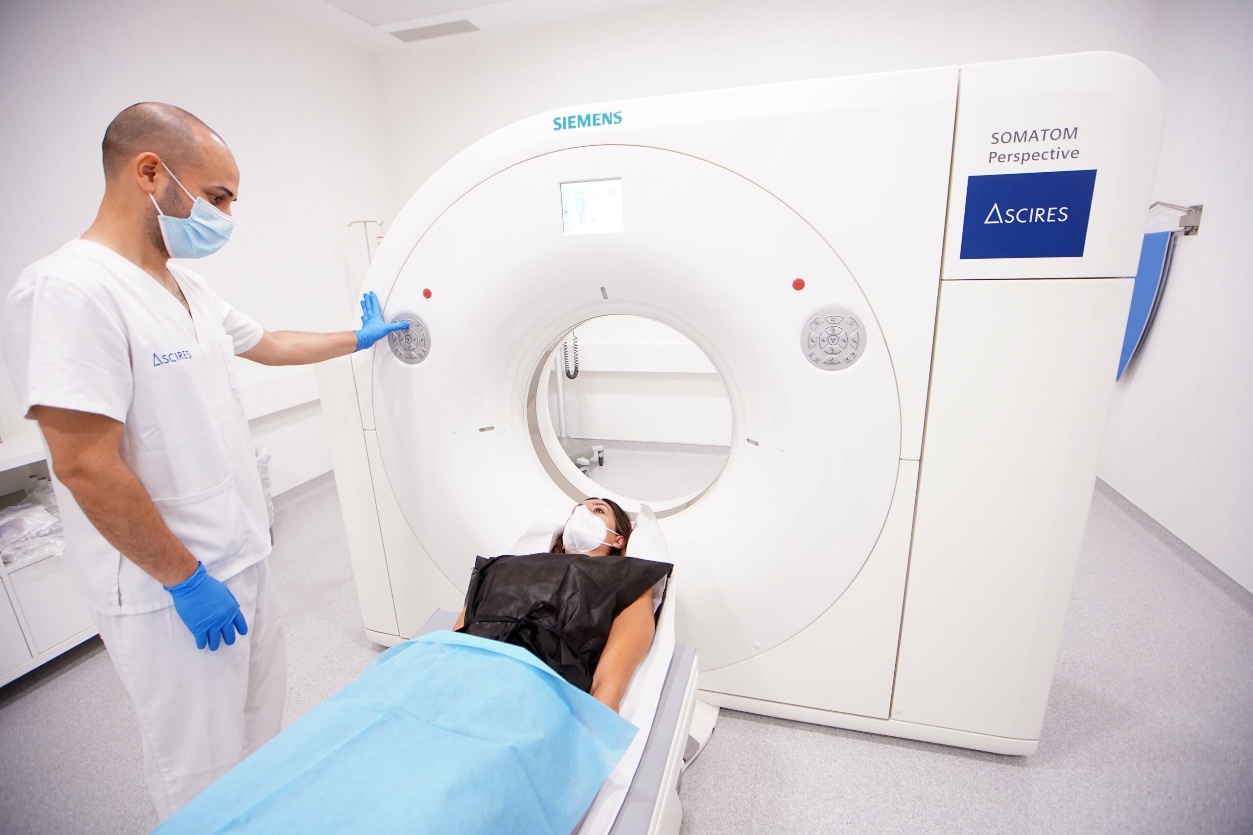 TAC Dudas Frecuentes 1 Una paciente se somete a un TAC en Ascires Xàtiva.